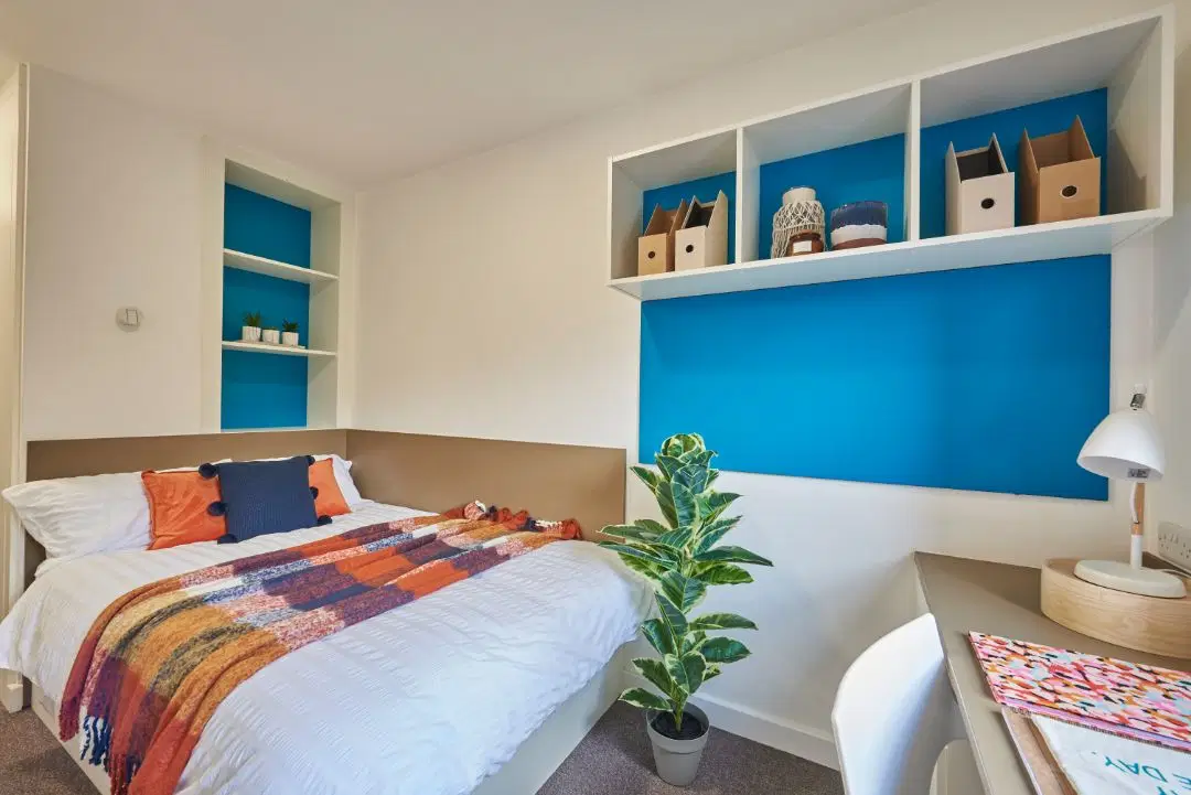 Grand Felda House, London – 2 Bed Apartment