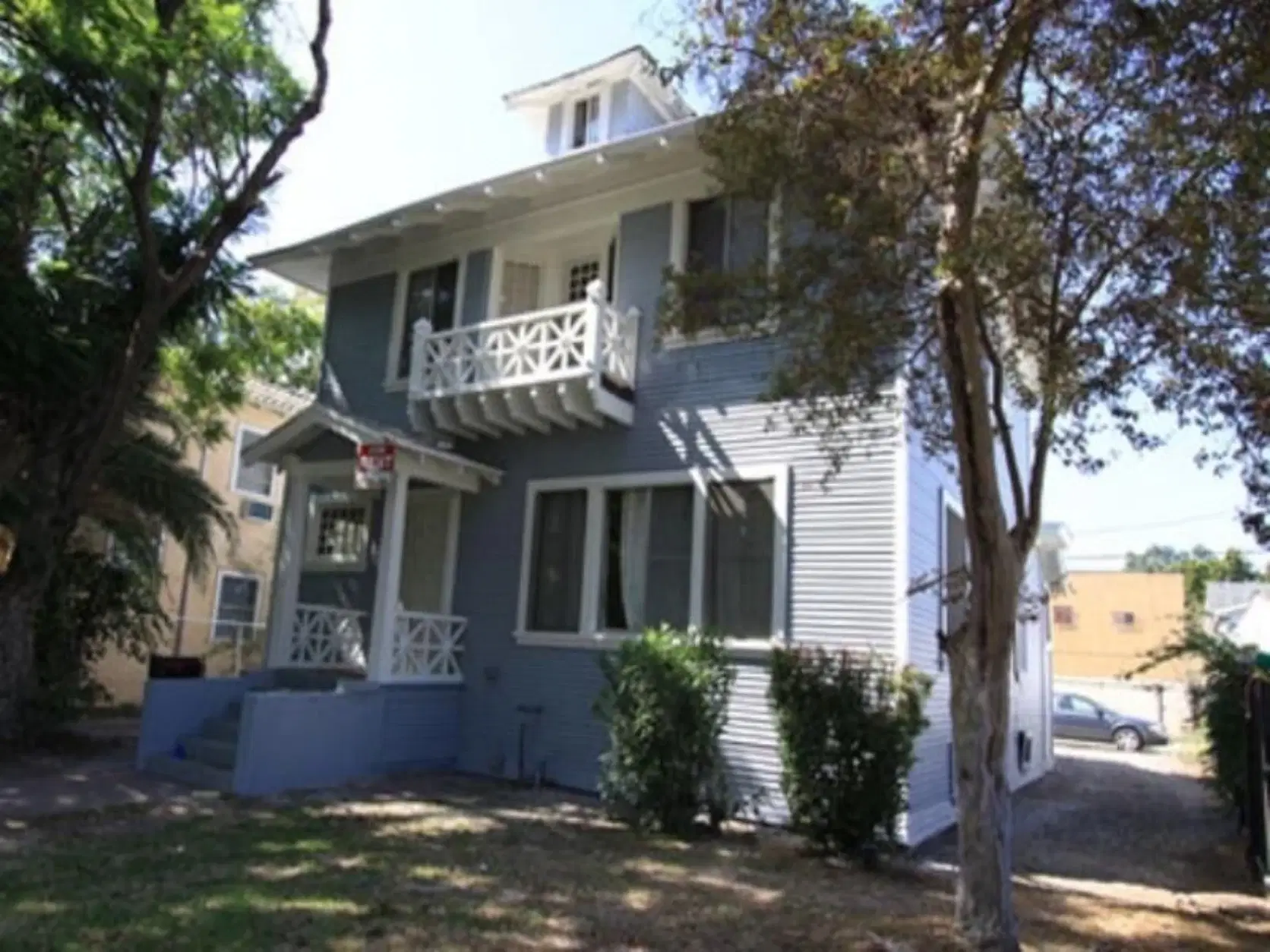 1201 W 30th St, Los Angeles – Exterior