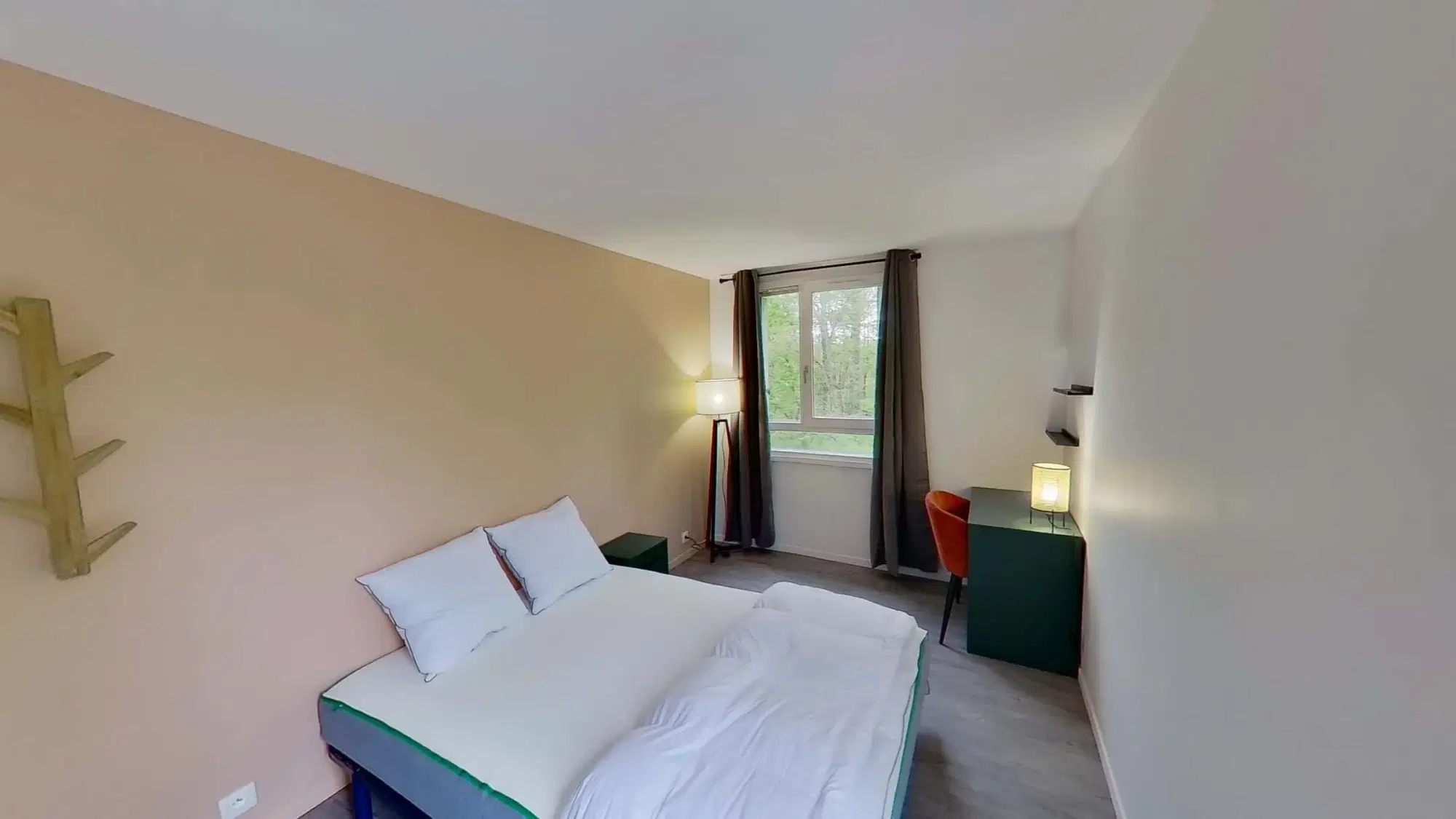 Allée Fernand Léger, Paris – Room 2