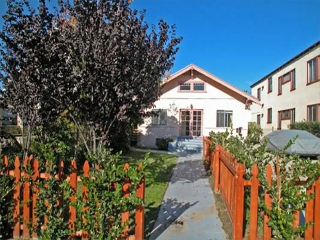 1253 W 36th Pl, Los Angeles – Exterior