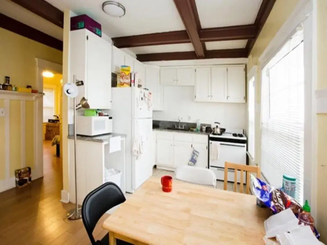1253 W 36th Pl, Los Angeles – Kitchen