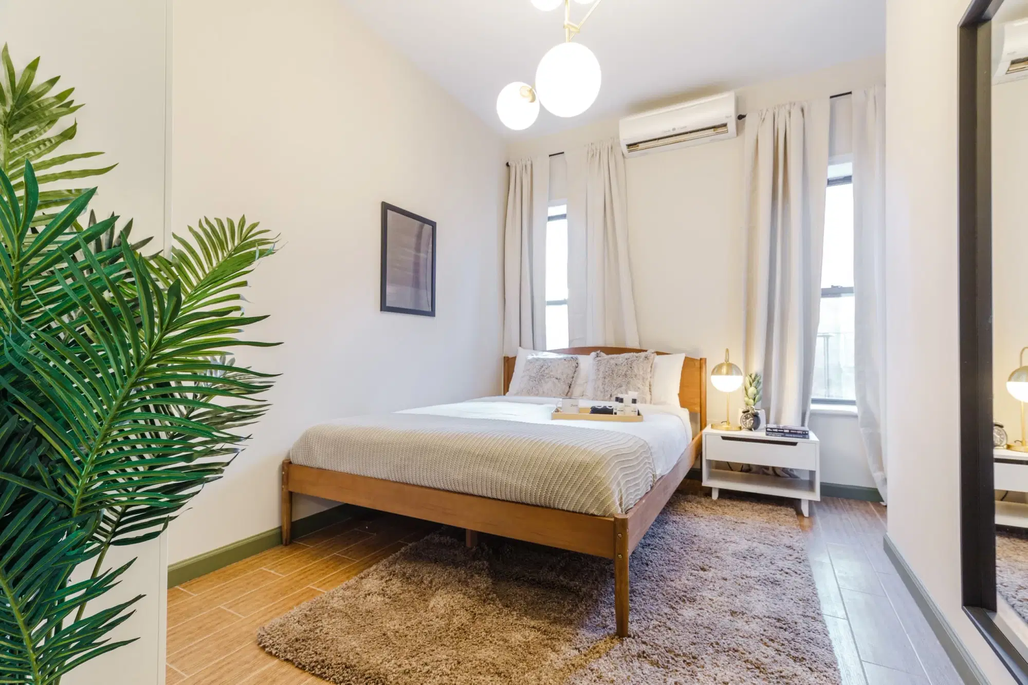 June Homes 10002, New York – #264B: Chinatown