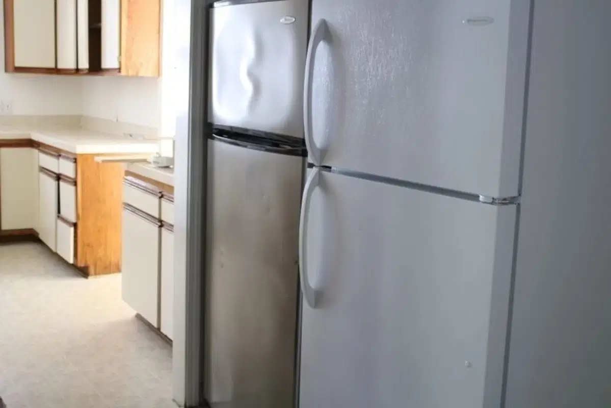2646 Menlo Ave, Los Angeles – Kitchen