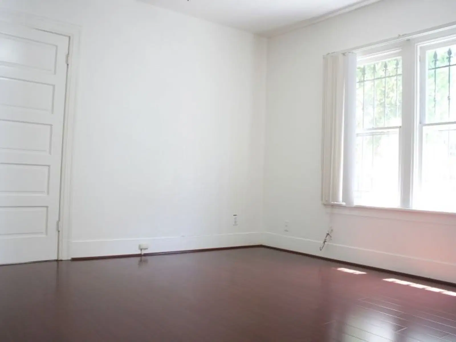 2646 Menlo Ave, Los Angeles – 8 Bed 6 Bath