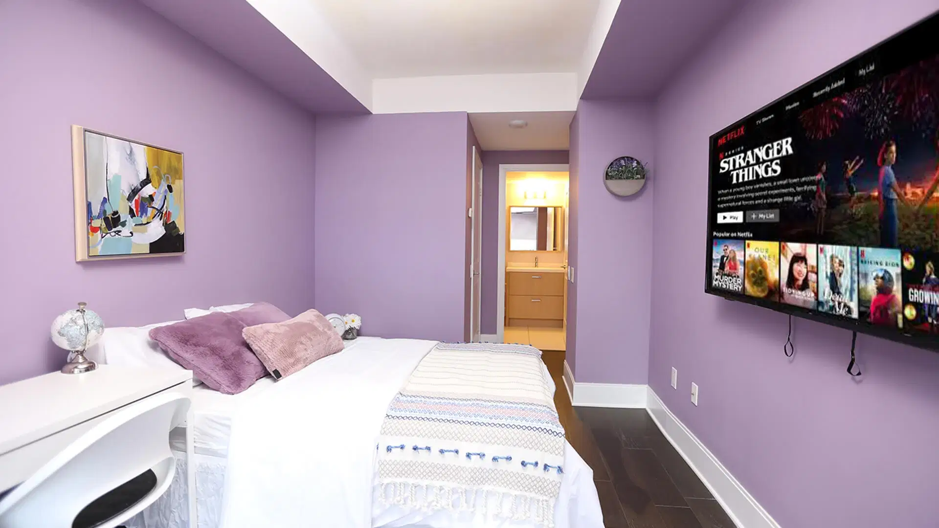 Liwinco Fashion District, Toronto – Master Room & Private Bathroom | ON M5V 1C1