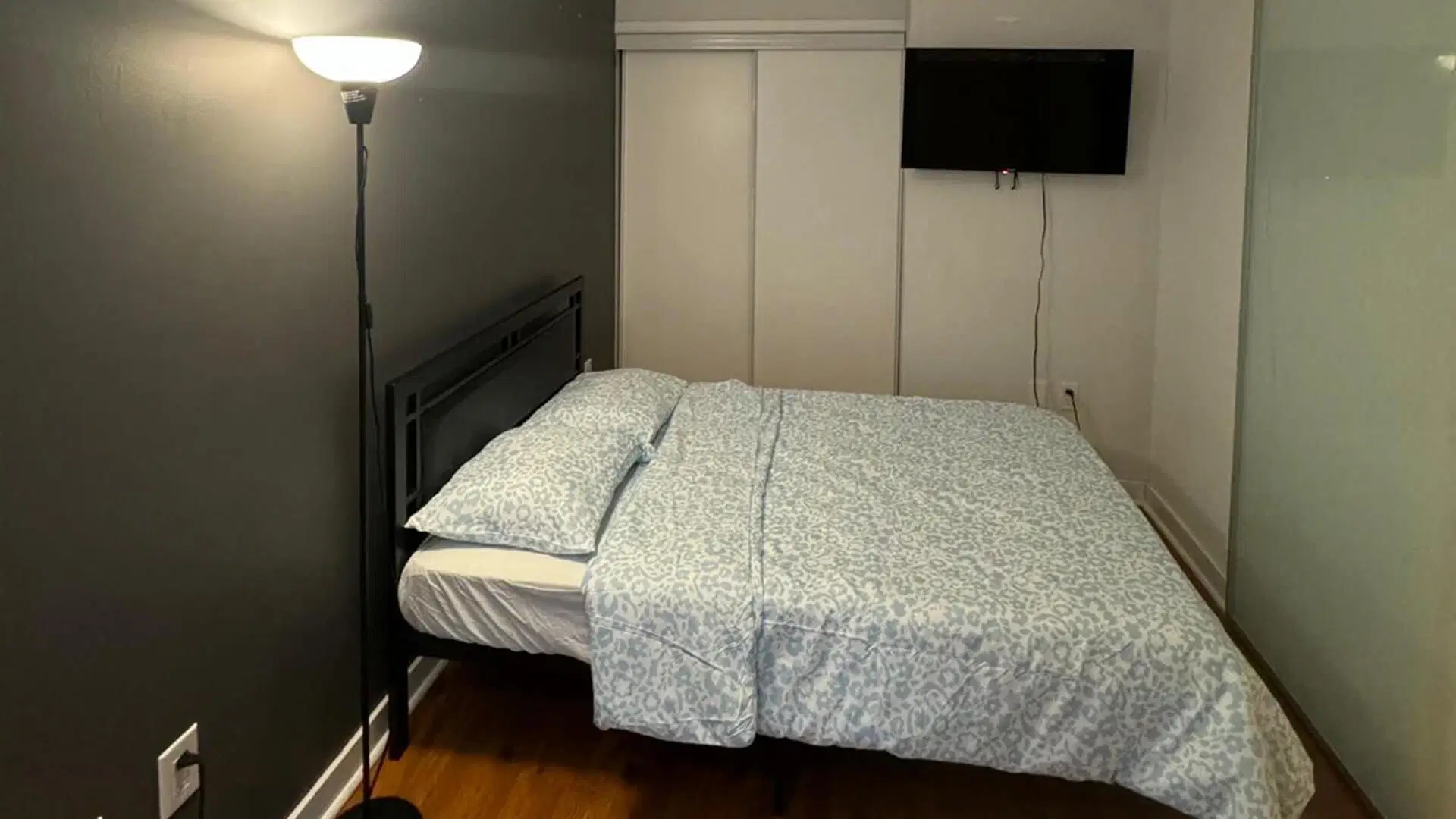 Liwinco The City Place, Toronto – Deluxe Room | ON M5V 3Z5 | 2189