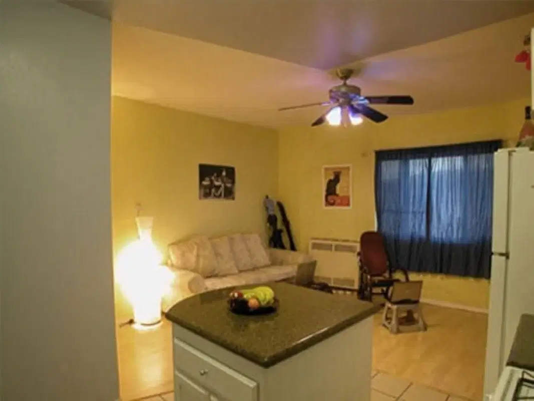 3416 Walton Ave, Los Angeles – Common Area
