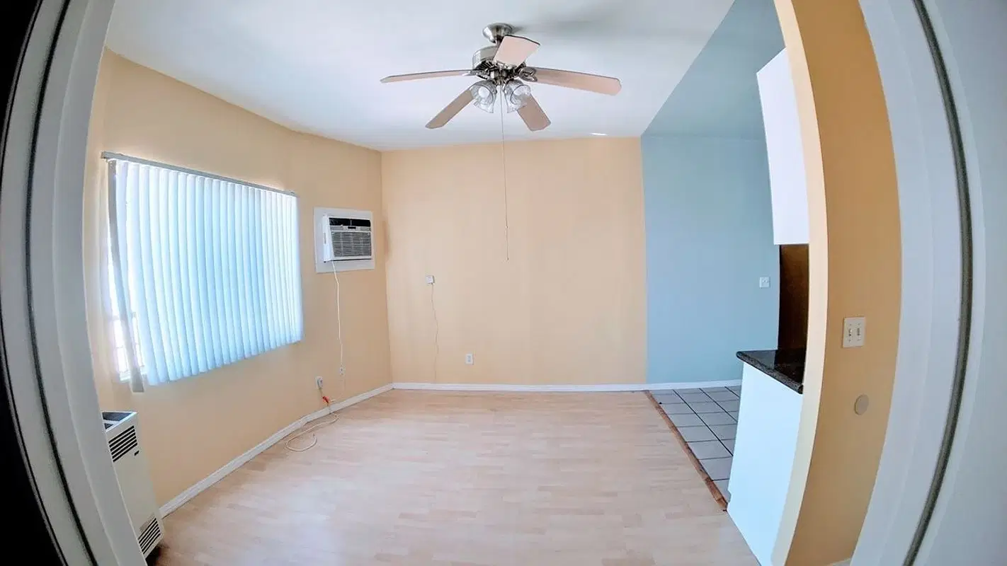 3416 Walton Ave, Los Angeles – Common Area