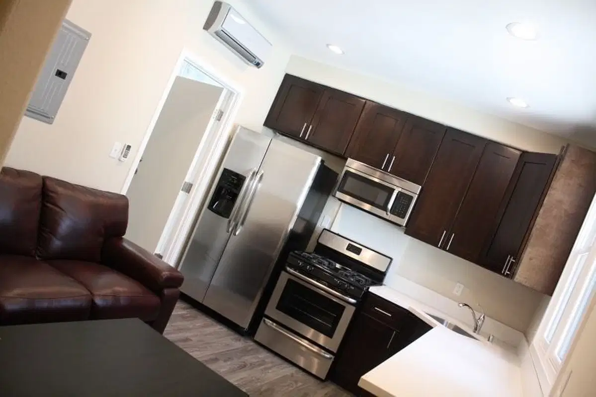 Fourpack, Los Angeles – Amenities