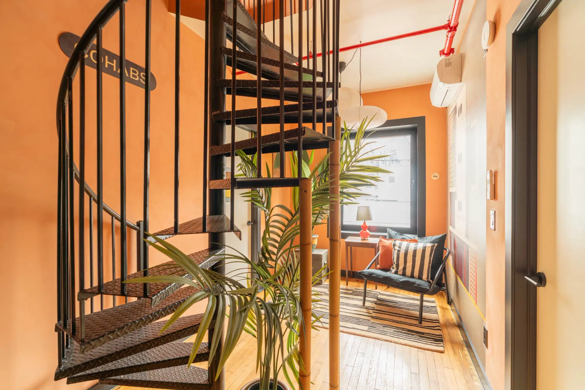East Village 429, New York – cohabs-house-eastvillage429-09614-coliving-newyork-unit_4-workingspace-kitchen-hidden