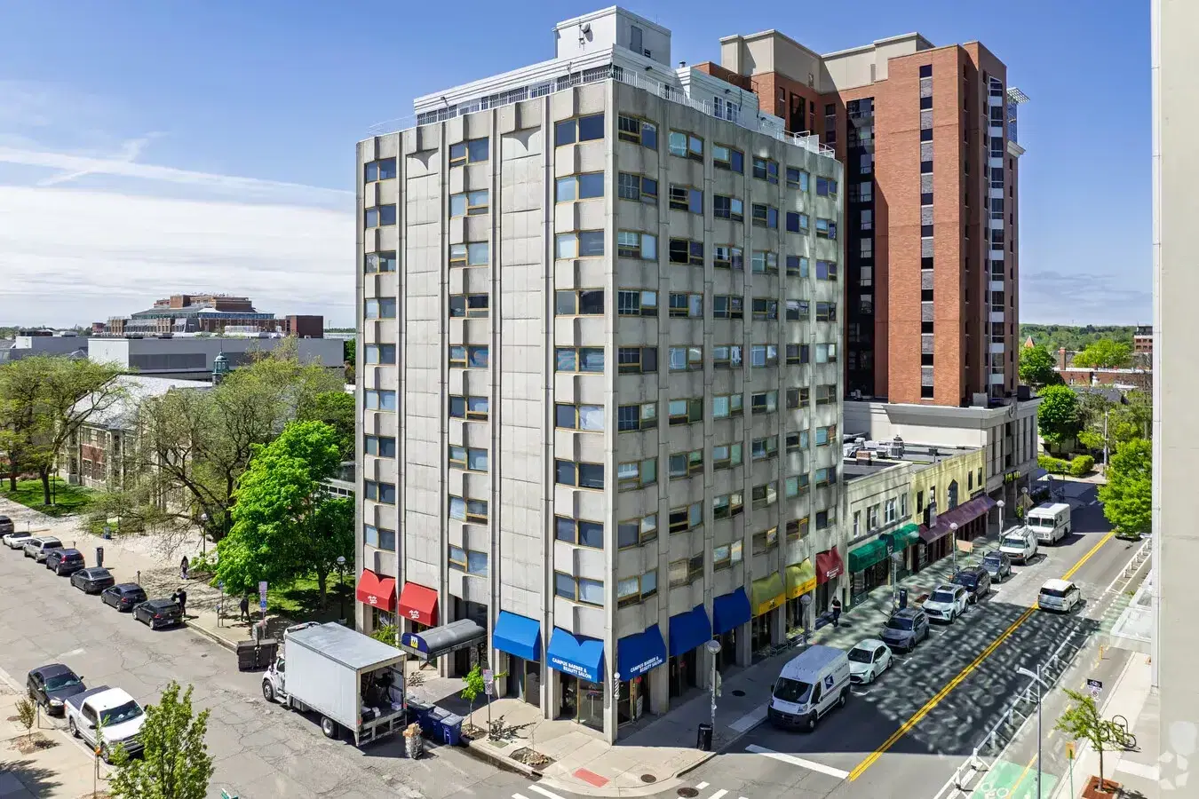 400 Maynard Apartments, Ann Arbor – Exterior