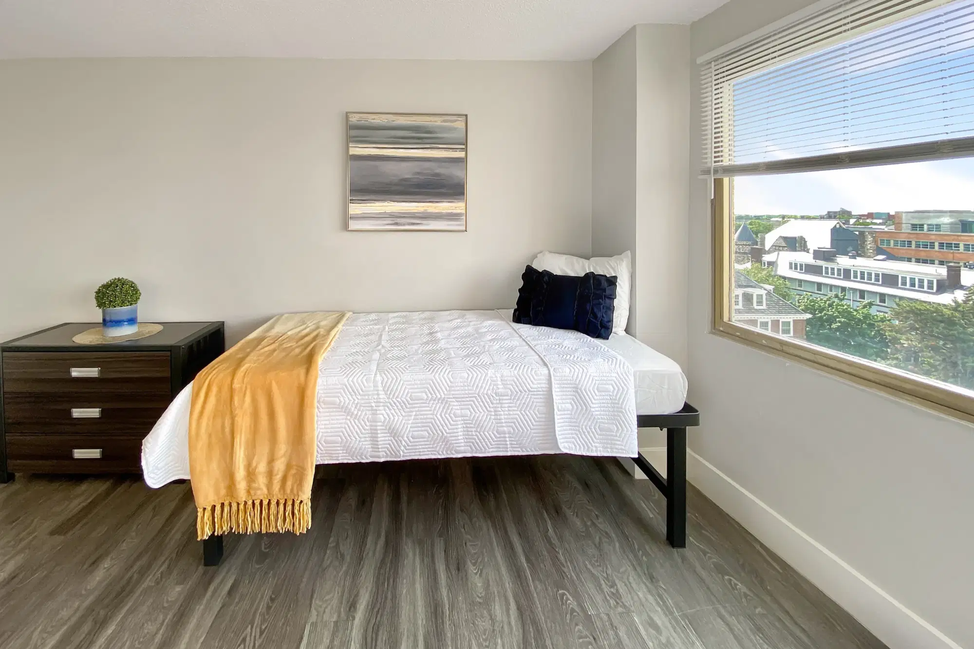 400 Maynard Apartments, Ann Arbor – Studio