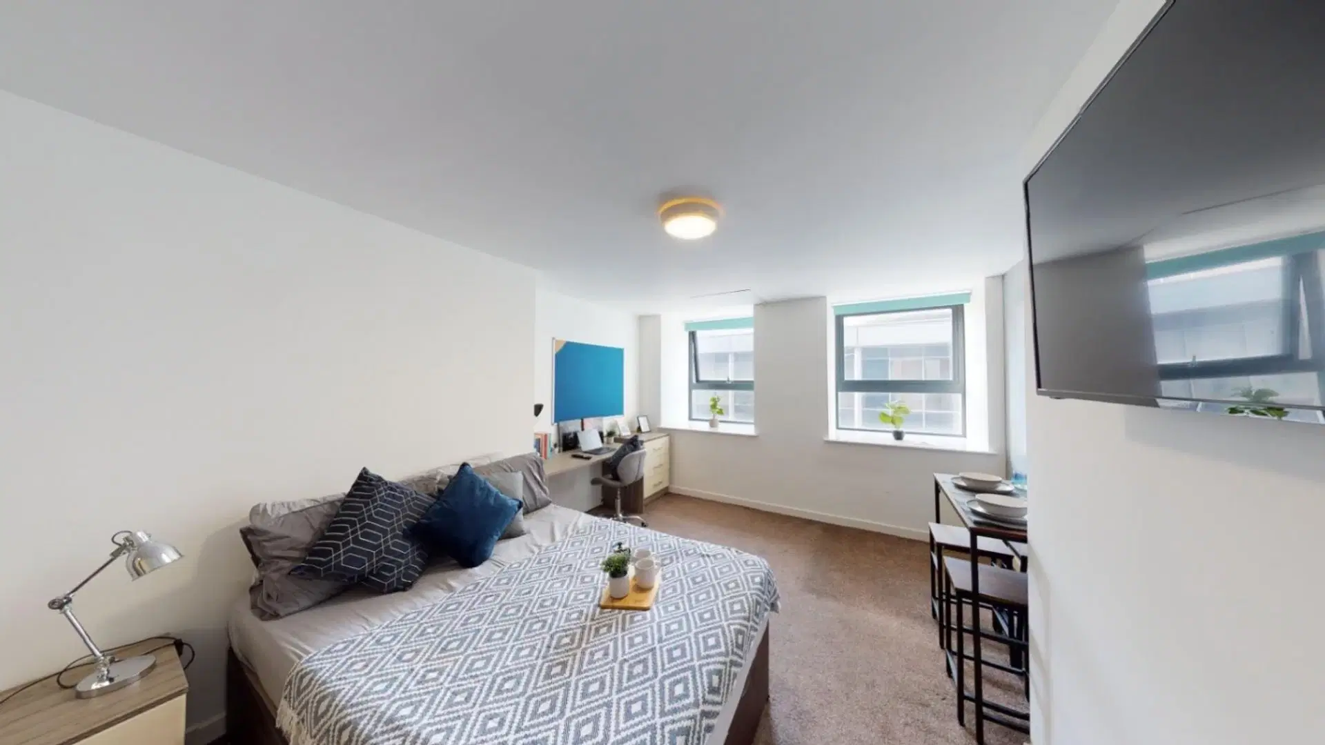 Minerva House, Nottingham – Deluxe Studio