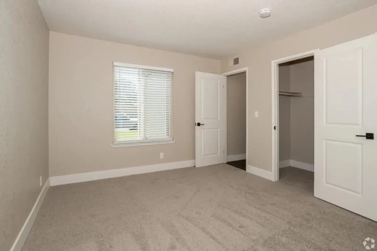 El Macero Apartments, Davis – Room