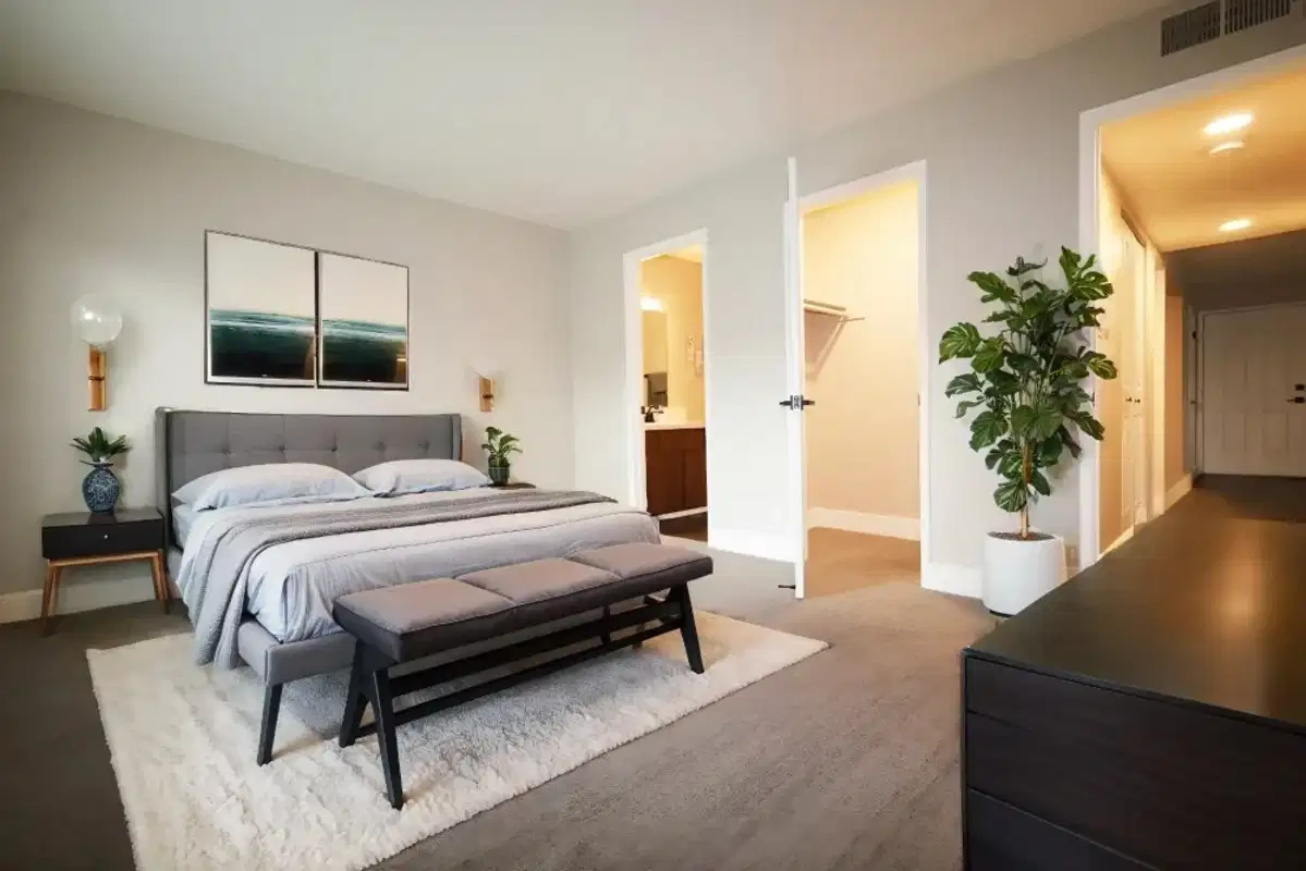 El Macero Apartments, Davis