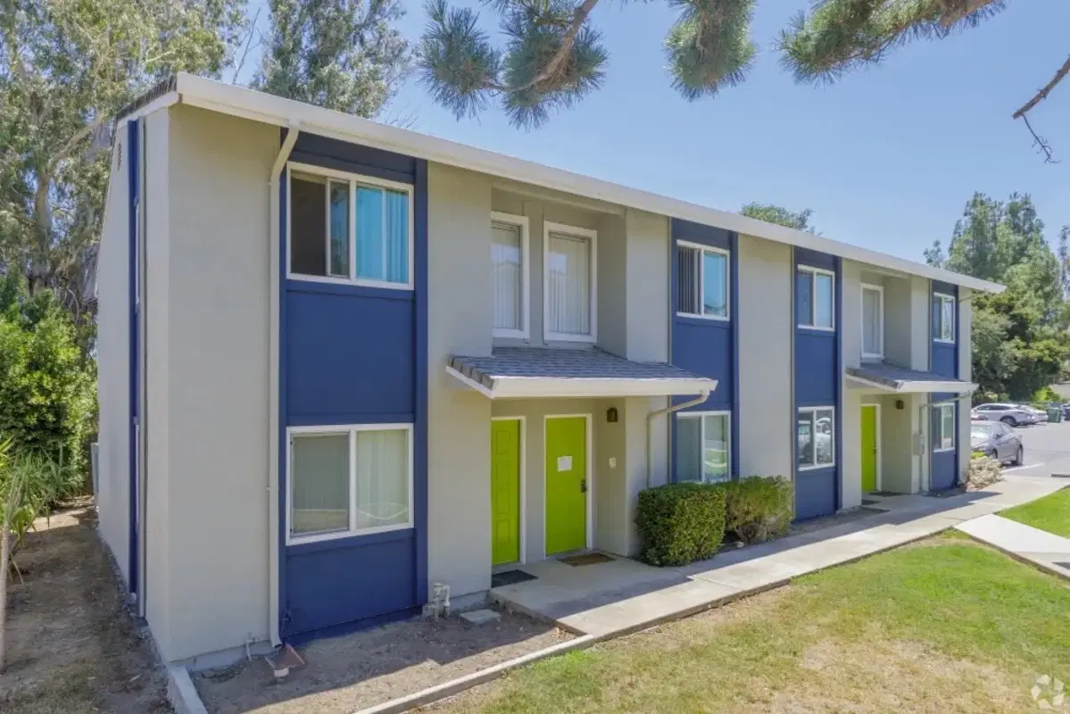 Westwood Townhomes, Davis – Exterior