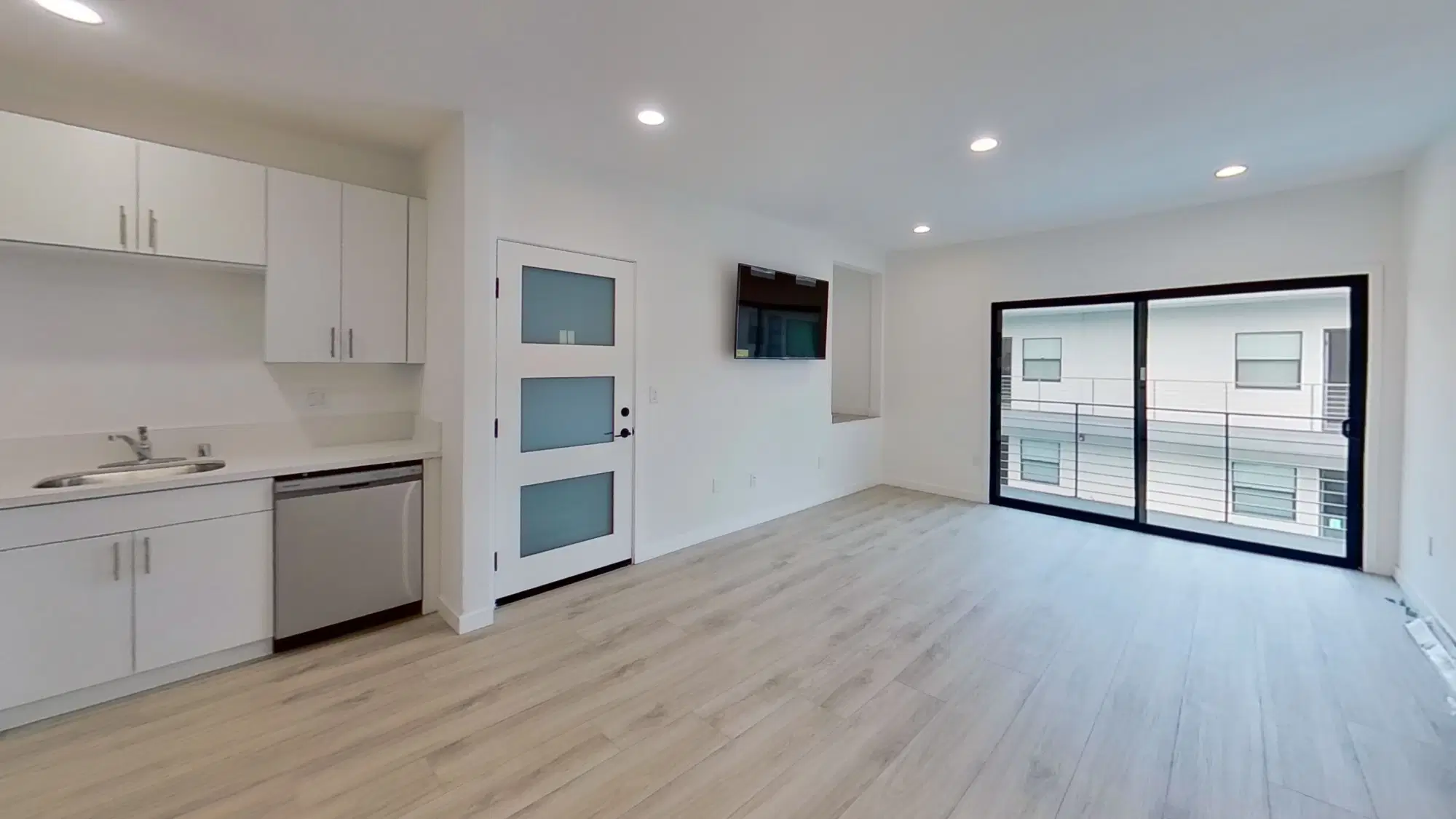 The Series The Moon, Los Angeles – Kitchen