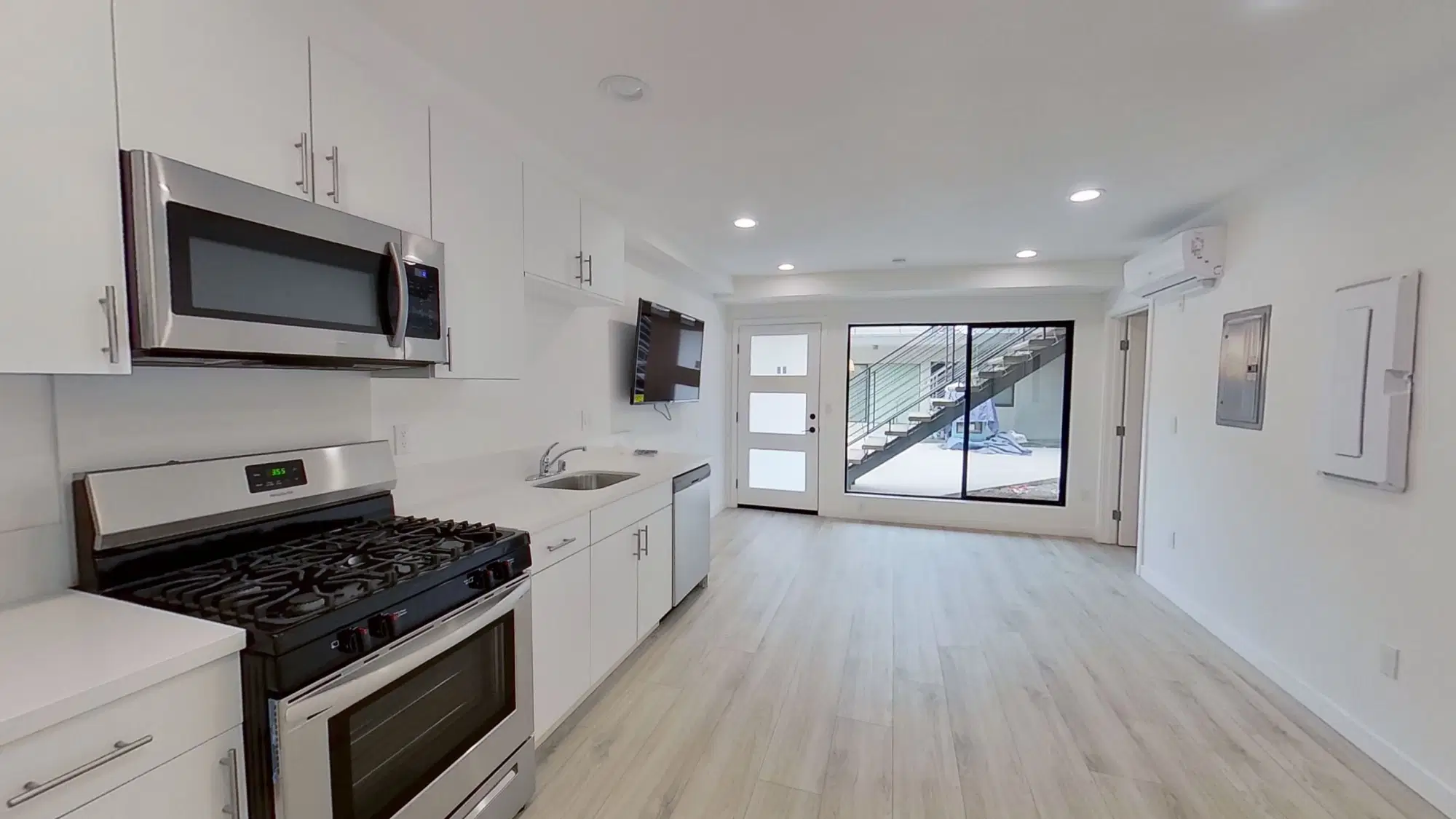 The Series The Moon, Los Angeles – Kitchen