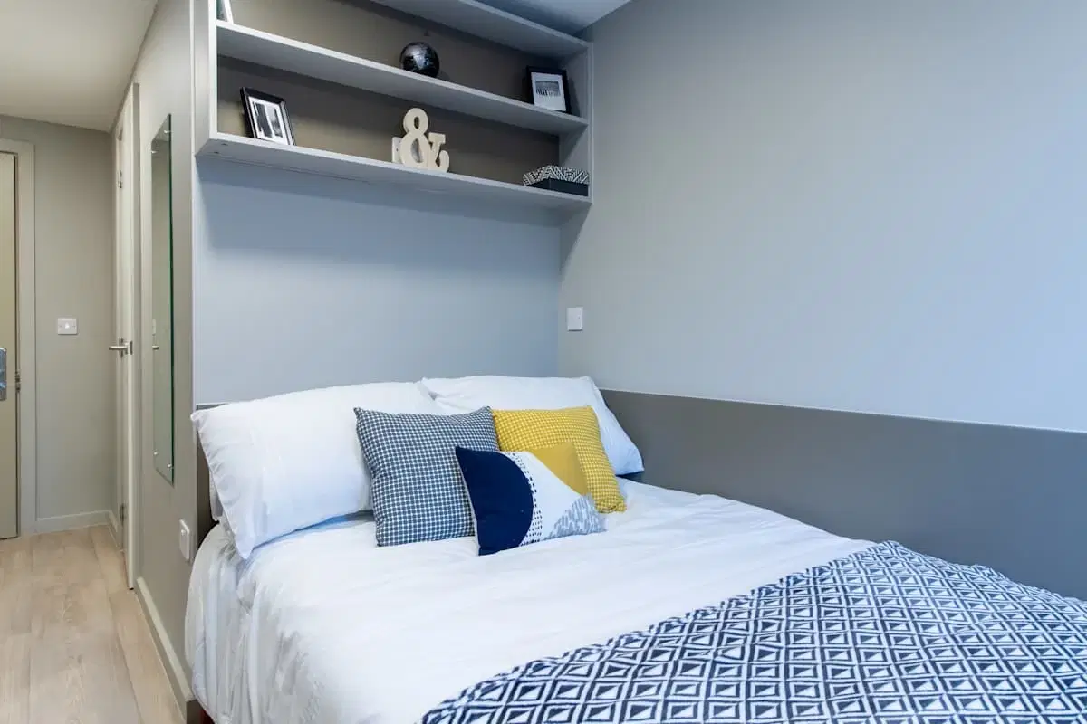 Calico, Liverpool – Block A Sky Lounge Level Silver En Suite