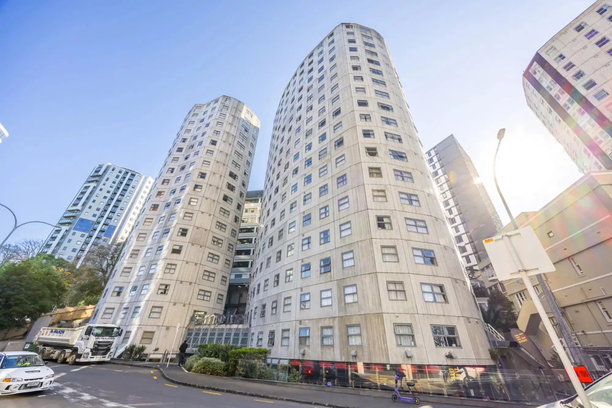Empire Apartments, Auckland – Exterior