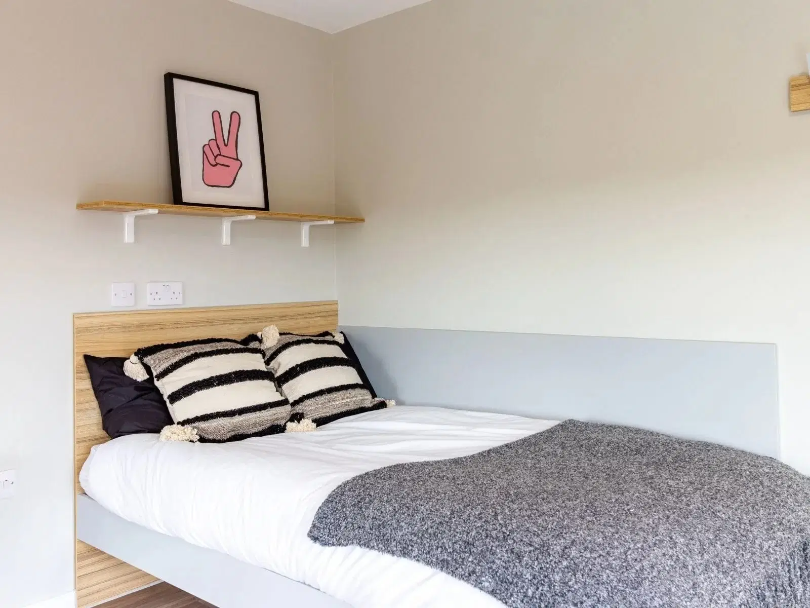 Gulson Gardens, Coventry – Classic Non En Suite Plus