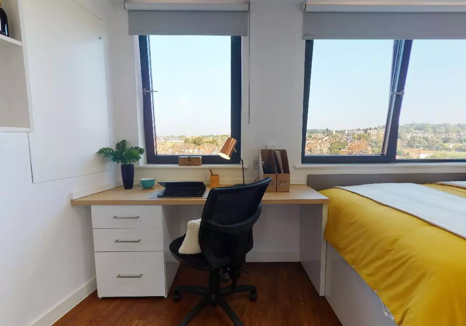 iQ Haywood House, London – Gold Studio Plus