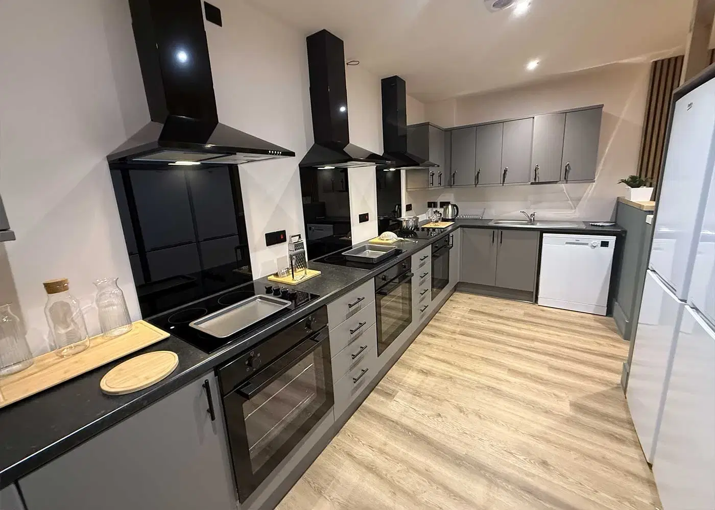 LST Ivy Halls, London – Kitchen