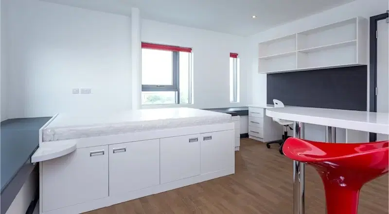 Marland House, Southampton – Studio Diamond