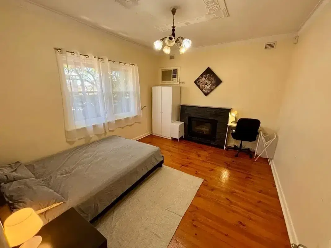 Room In A 6 Bedroom Apartment, 87 Days Road, Croydon Park, City Of Port Adelaide Enfield, 5008 – Room 3