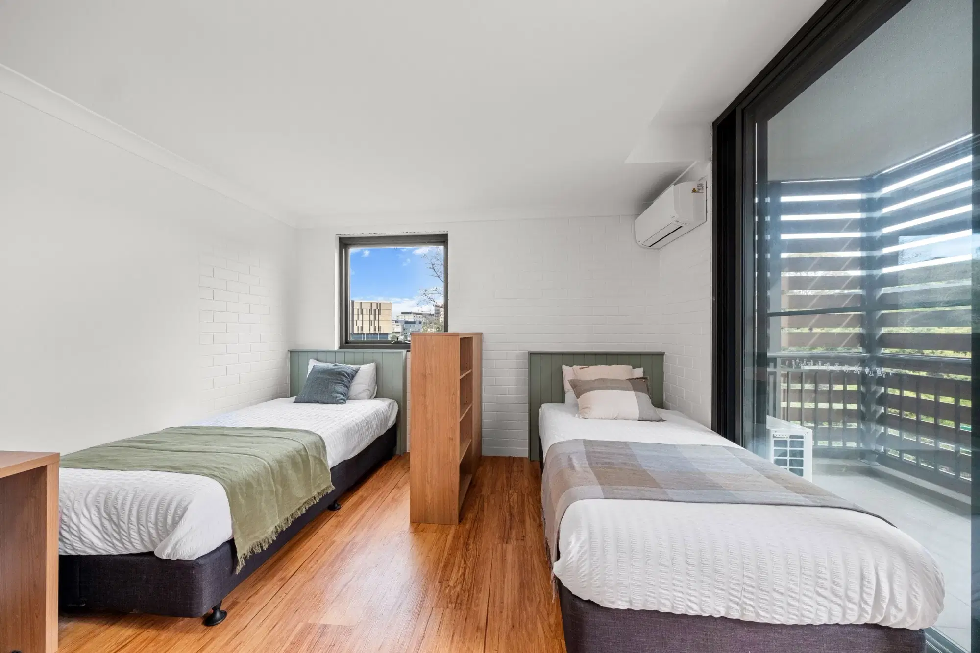 Castle Student Accommodation Camperdown 3, Sydney – Deluxe Twin Share Studio