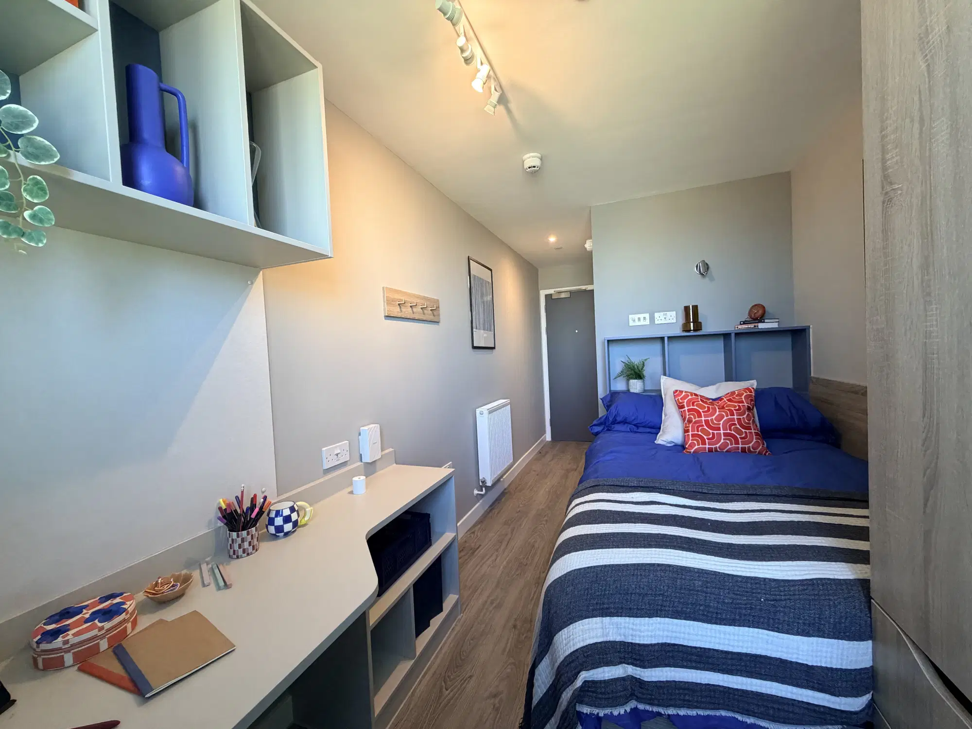 Ironworks House, London – Standard 6 Bed Ensuite