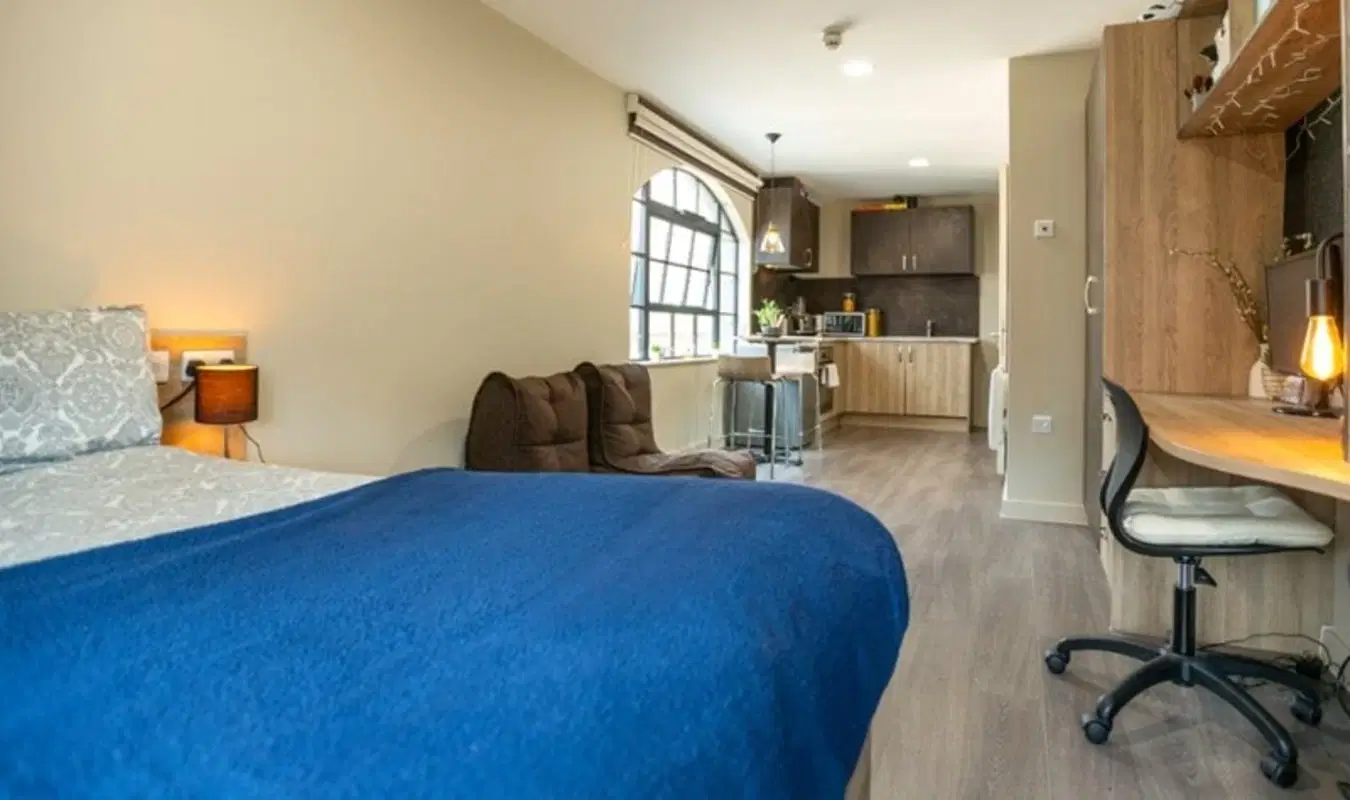St Peter’s Hall, Bournemouth – Large Sea View Penthouse
