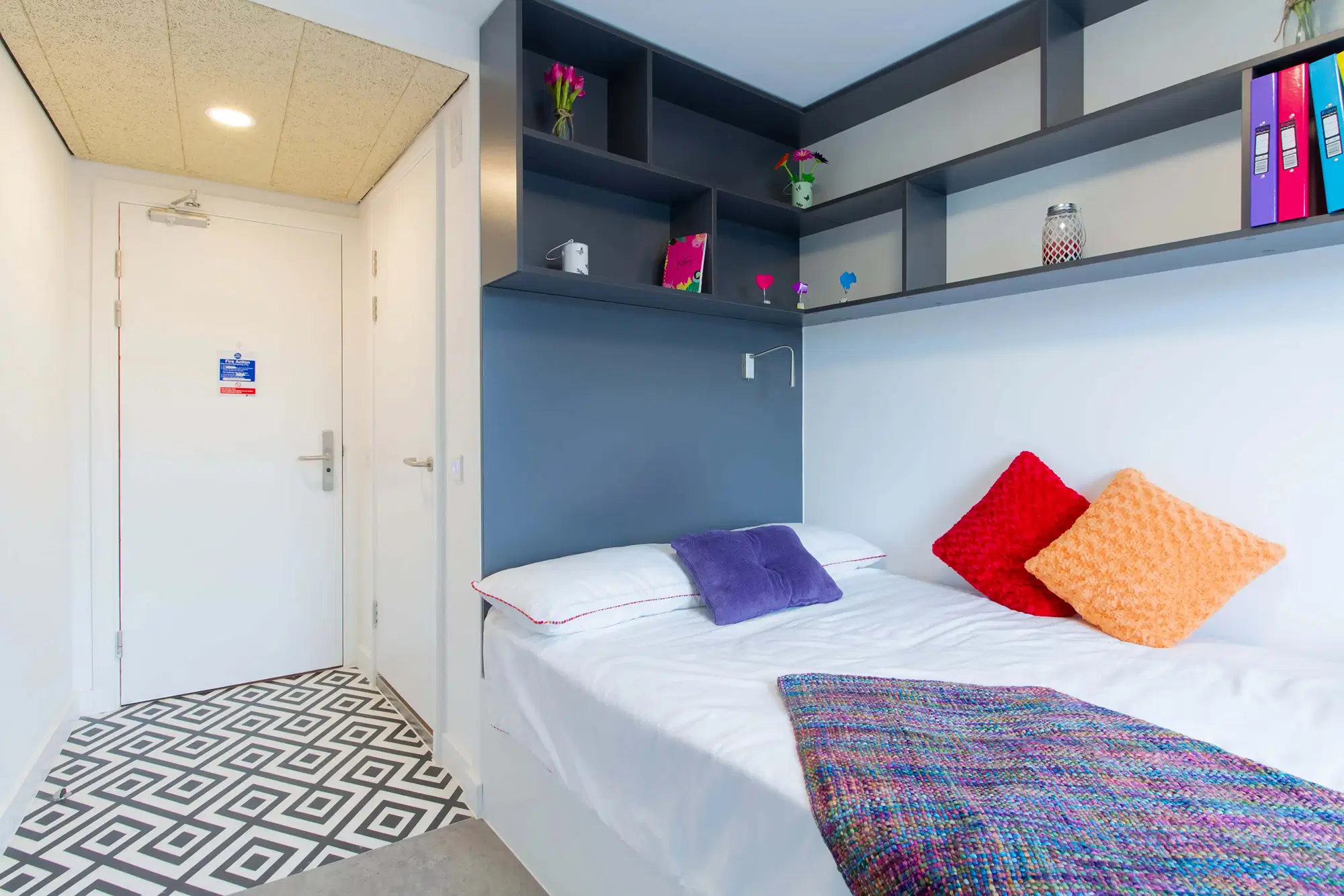 Paradise Student Village, Coventry – Silver Ensuite (Mid Fl)
