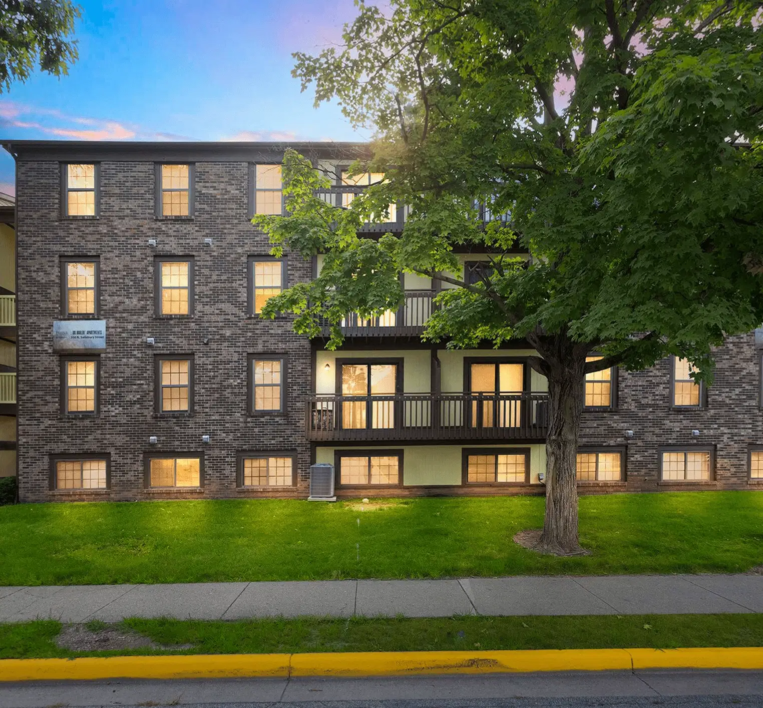Victory on Salisbury, West Lafayette – Exterior