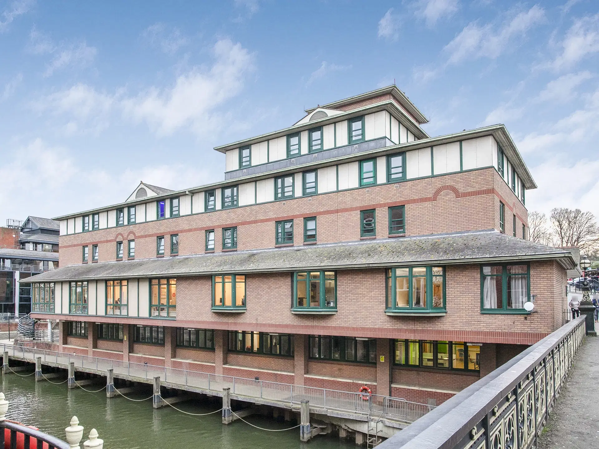 The Bridge, Guildford – Exterior