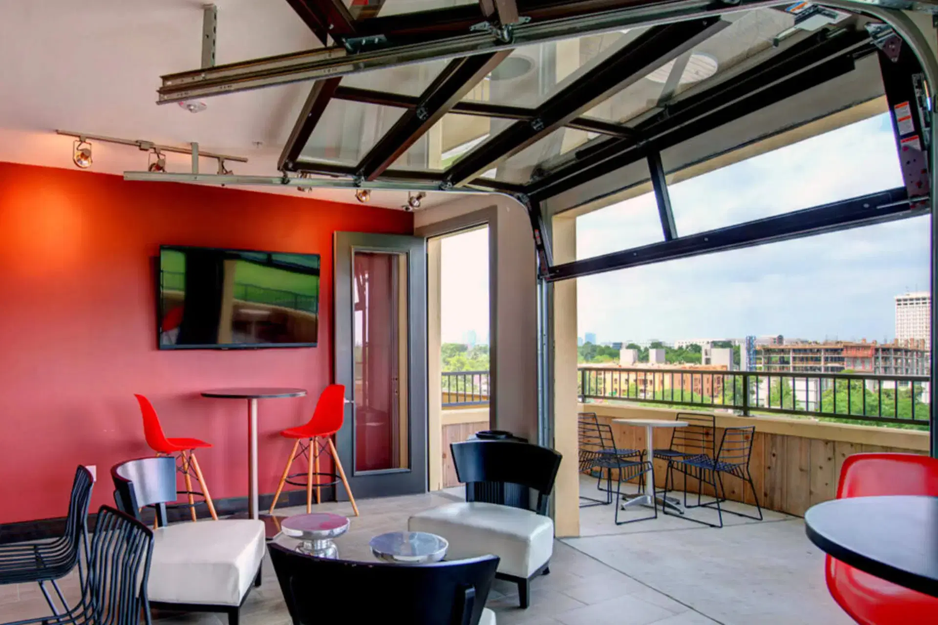 Mac 4460, Houston – Common Area