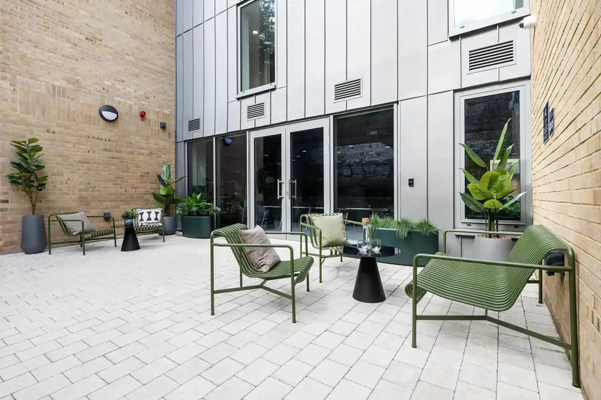 Huxley Studios, Edinburgh – Exterior