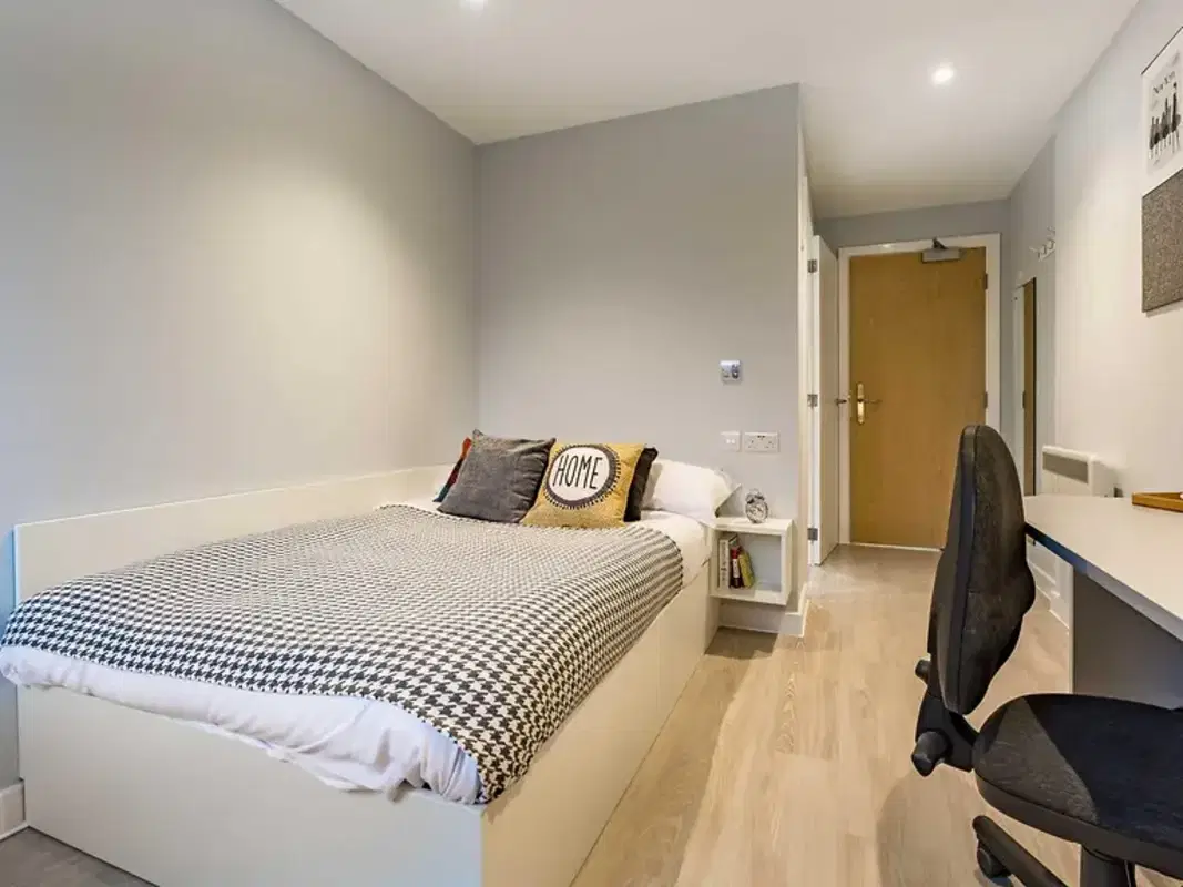 Yugo Mary Parker House, Plymouth – 6 Bed Premium Plus Ensuite
