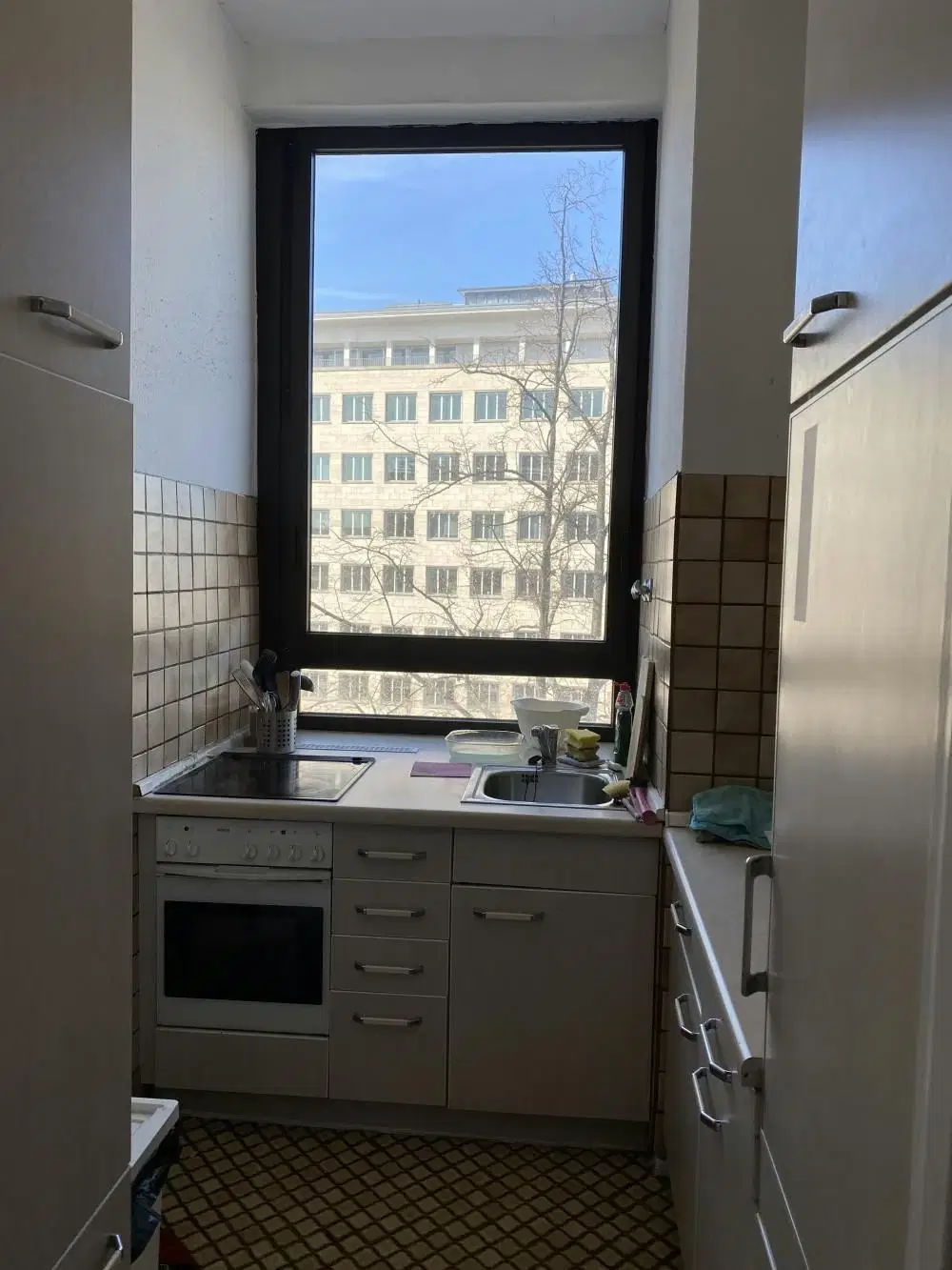 RM Bismarckstraße 106, Berlin – Kitchen