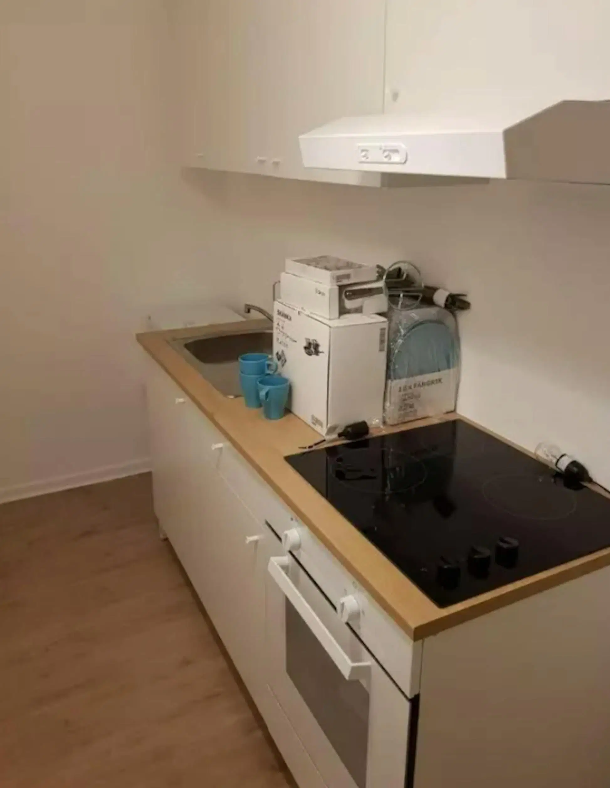 RM Kieler Straße 391b, Hamburg – Kitchen