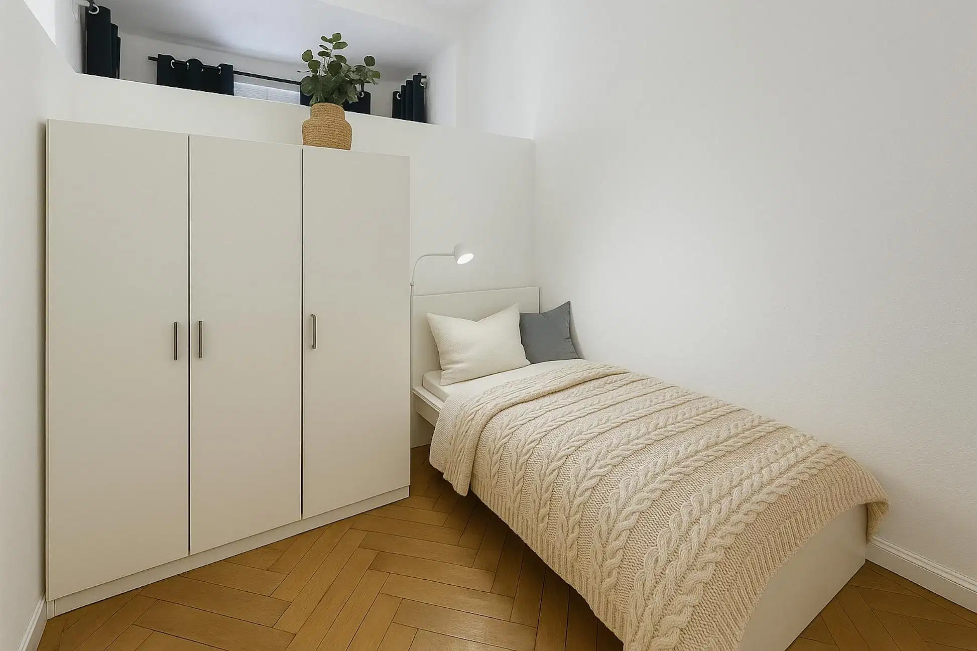 RM Königin-Elisabeth-Straße 1, Berlin