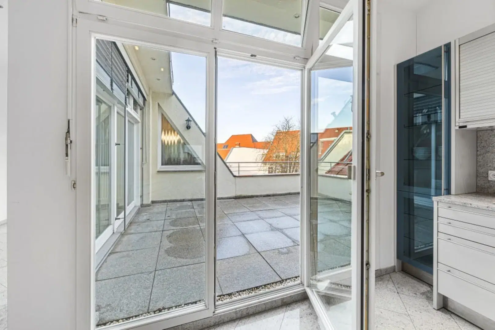 RM Heerstraße 2, Berlin – Exterior