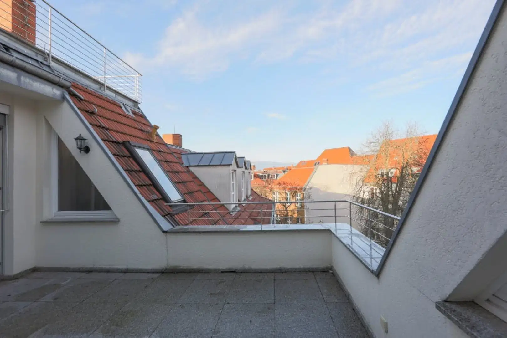 RM Heerstraße 2, Berlin – Exterior