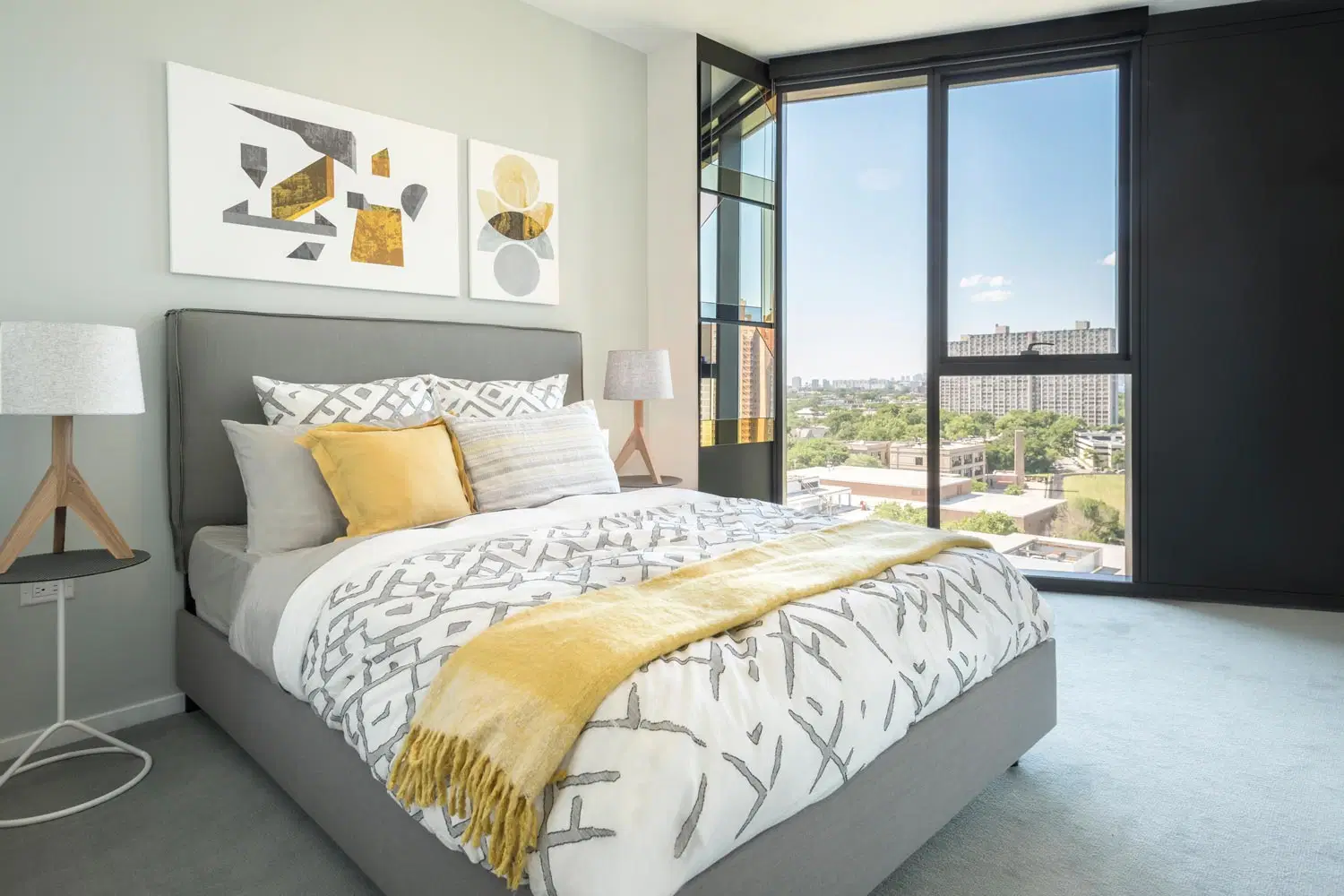 City Hyde Park, Chicago – 2 Bed 2 Bath