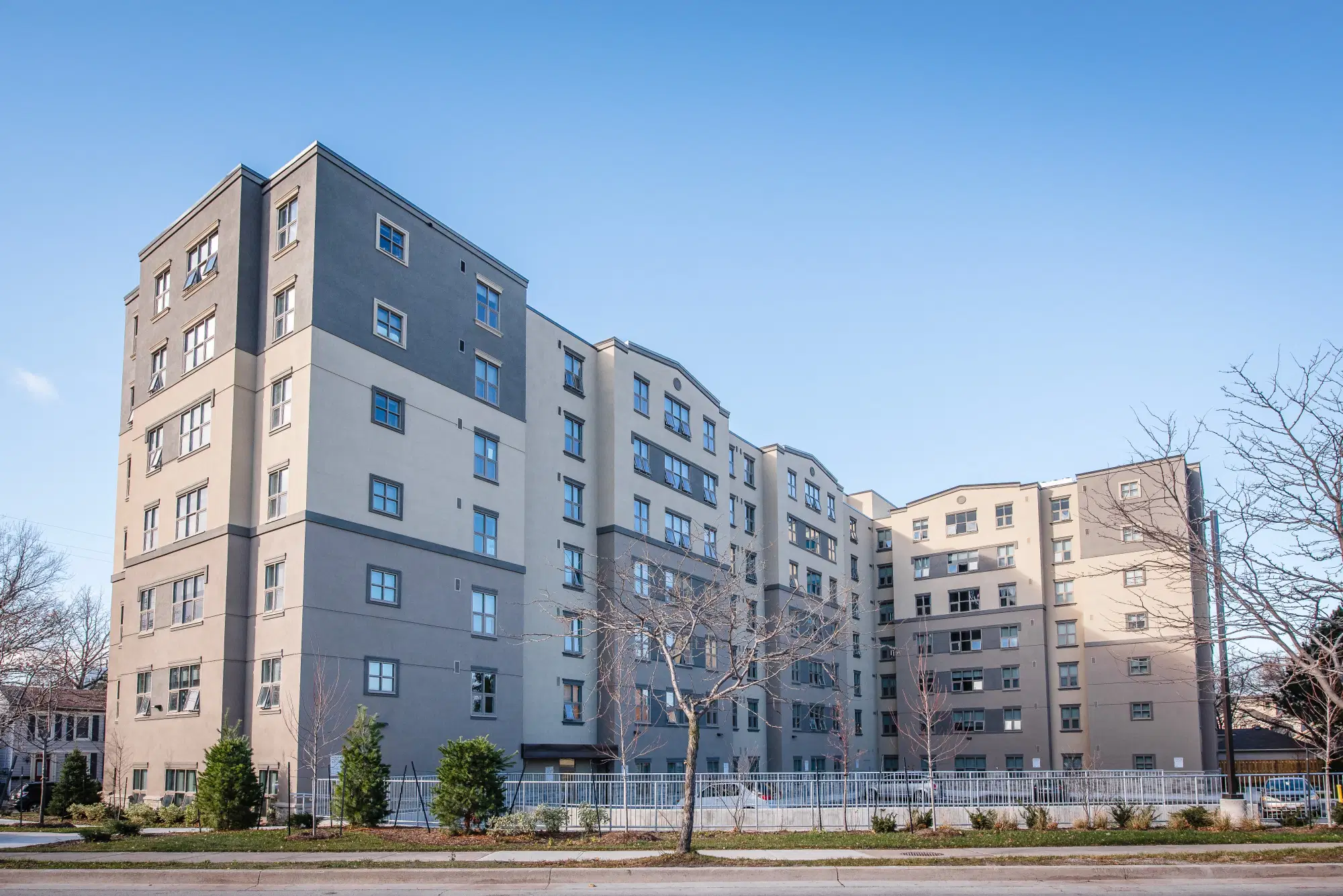 Regent - 51 Lake St., St. Catharines – Exterior