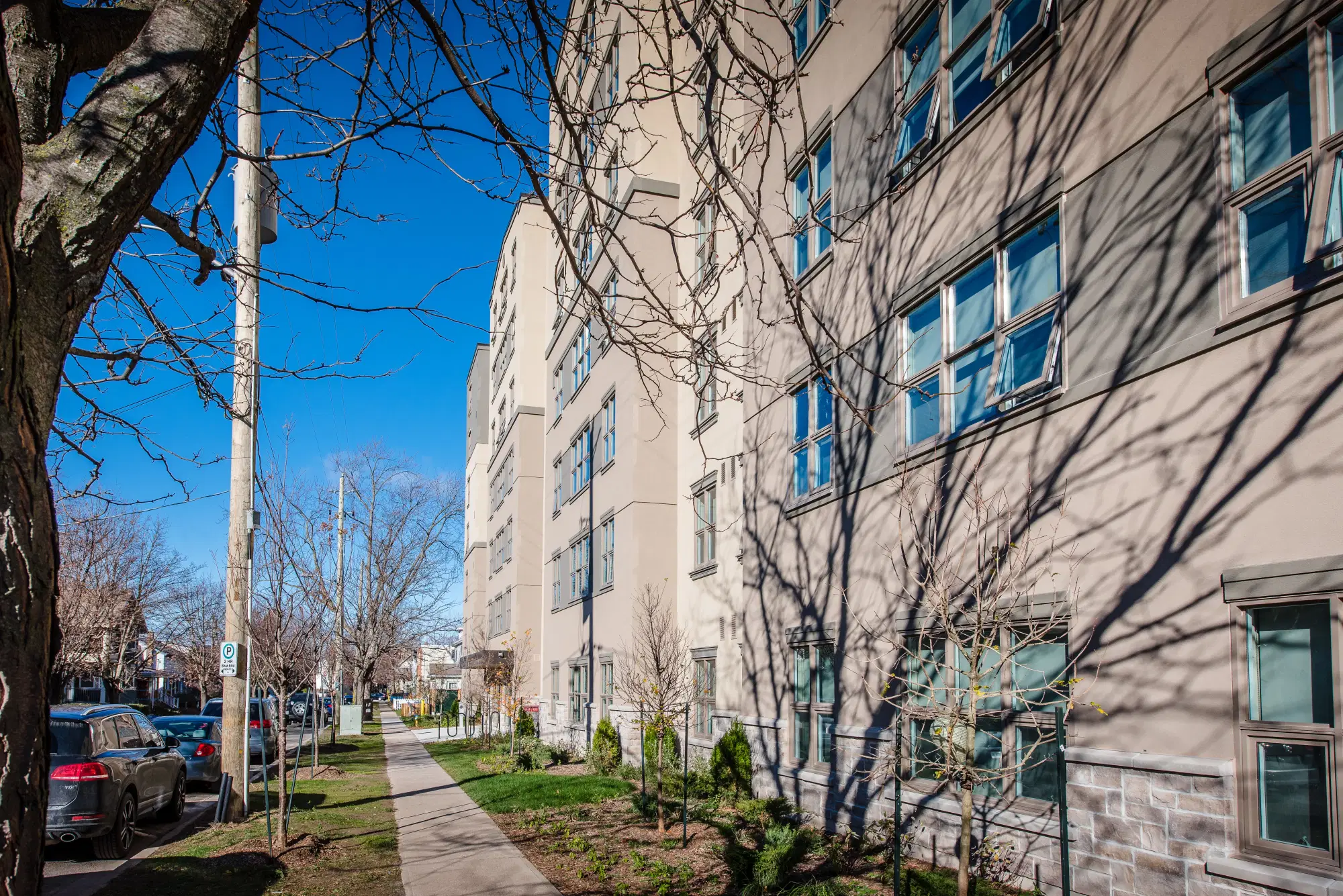 Regent - 51 Lake St., St. Catharines – Exterior