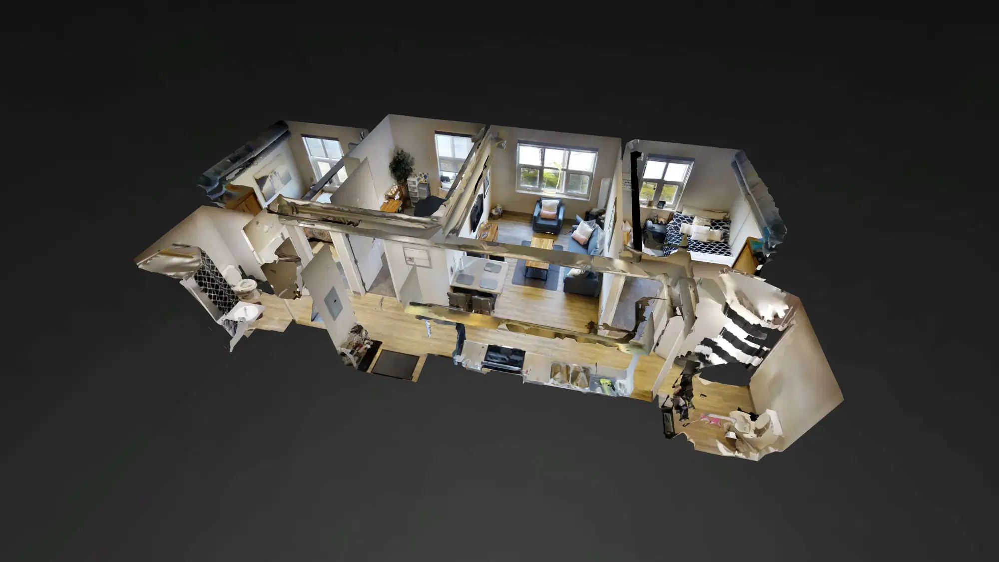 Regent - 51 Lake St., St. Catharines – 3 Bedroom 2 Bathroom Apartment