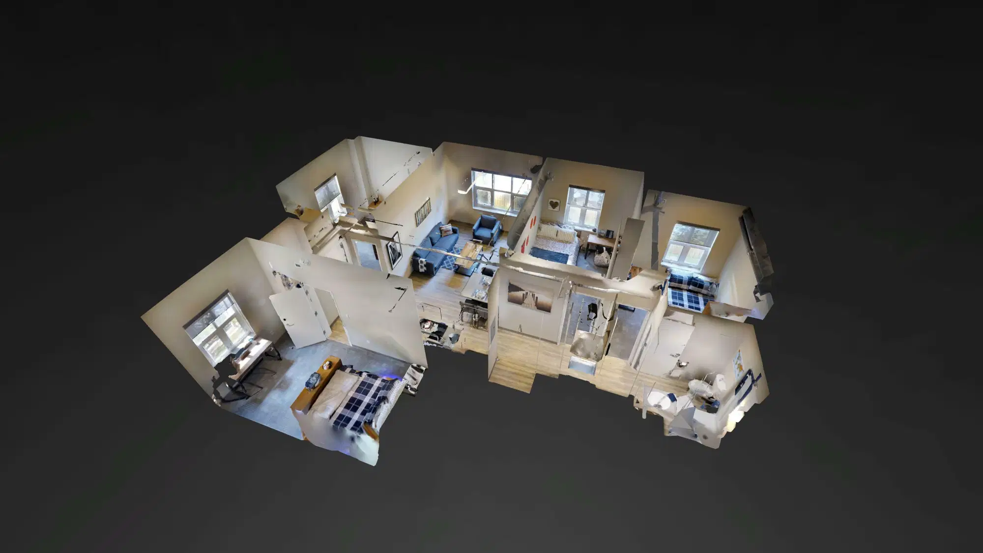 Regent - 136 James St., St. Catharines – 4 Bedrooms 2 Bathrooms Apartment