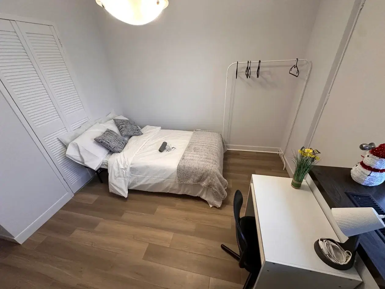 H4U Downtown Room - 16 Wellesley Street, Toronto – Flex Room