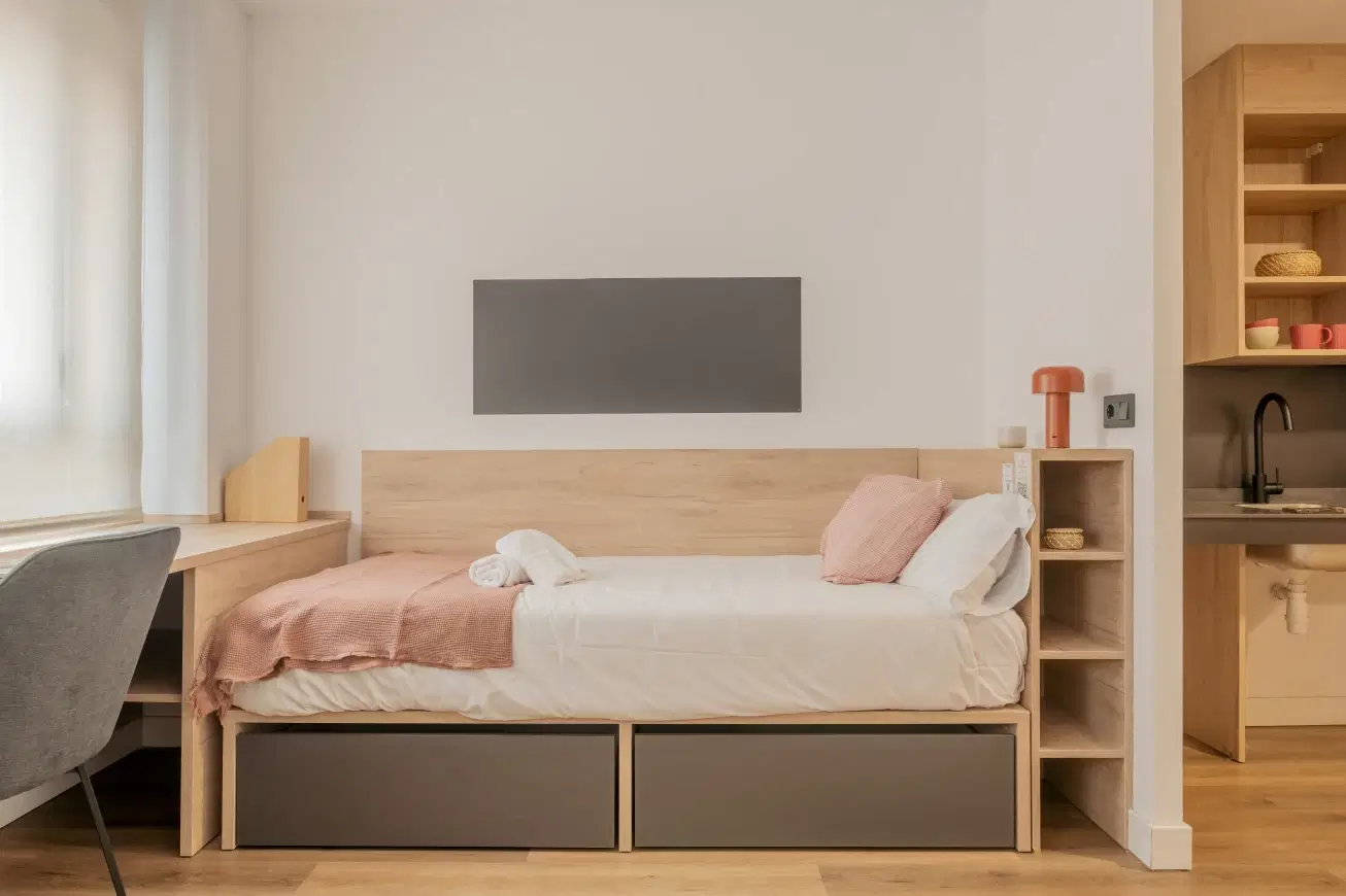 Micampus Xaudaró 20, Madrid – Double Room